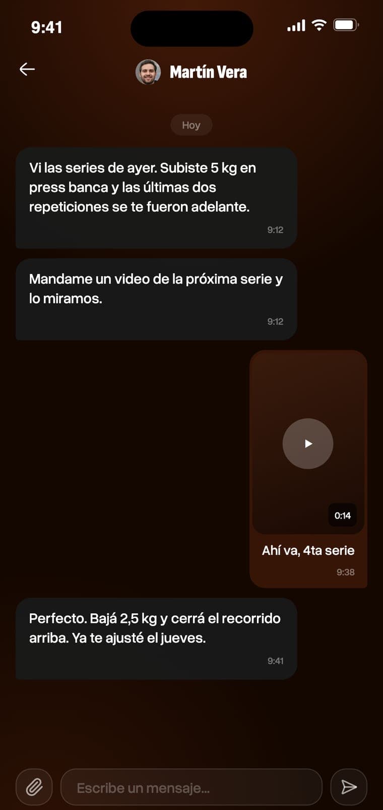 Conversación con el entrenador, con un video