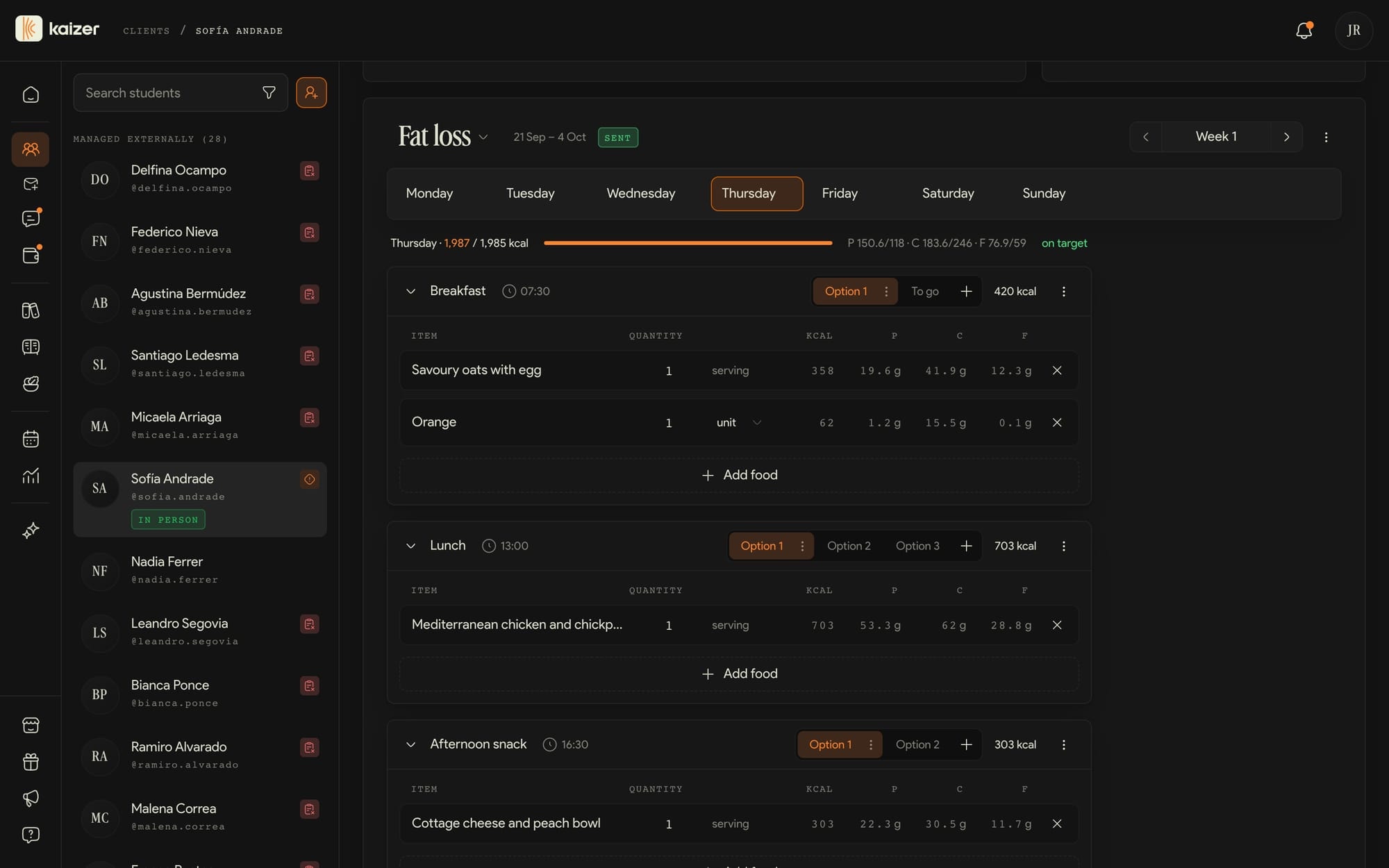 A client's meal plan in the dashboard, with Thursday measured against the target and the options for each meal