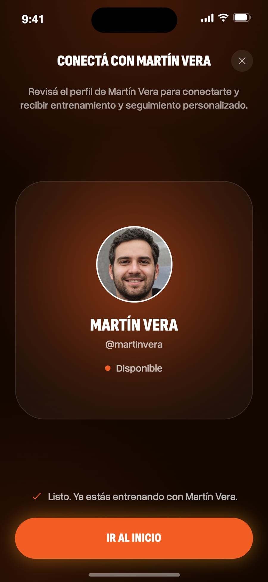 La app del alumno mostrando la pantalla para vincularse con su entrenador